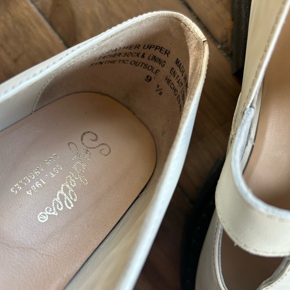 Seychelles Luster Mary Jane Platforms Ivory 9.5 - Picture 8 of 14